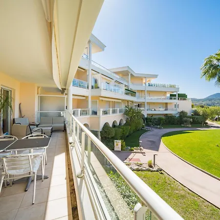 Au Riviera Golf Domaine De Barbossi